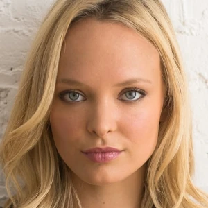 ルーシー・デイモン